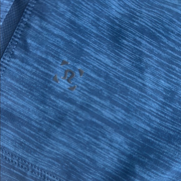 Lululemon Athletica Blue Athletic Shorts Relaxed Fit - Picture 2 of 2